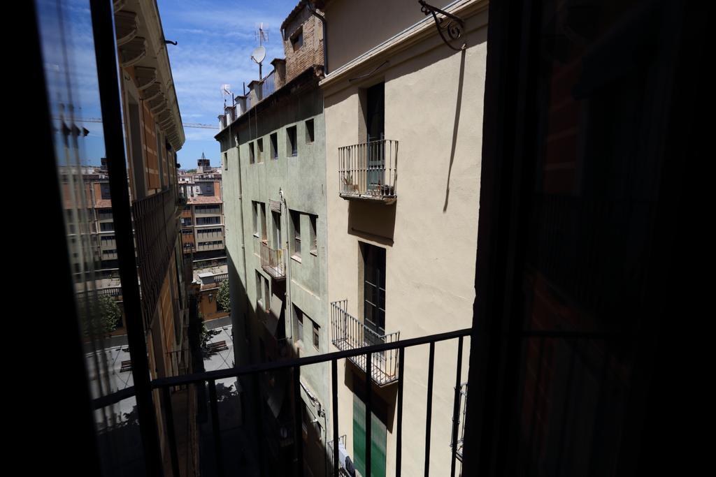 Apartaments Plaça Del Vi Gérone Extérieur photo