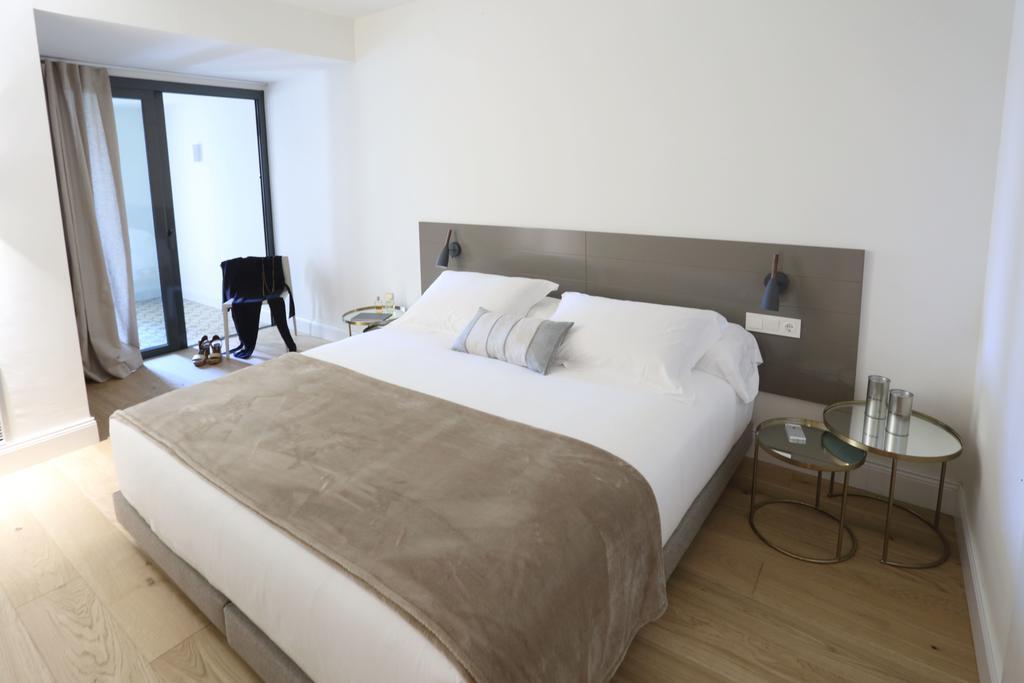 Apartaments Plaça Del Vi Gérone Extérieur photo